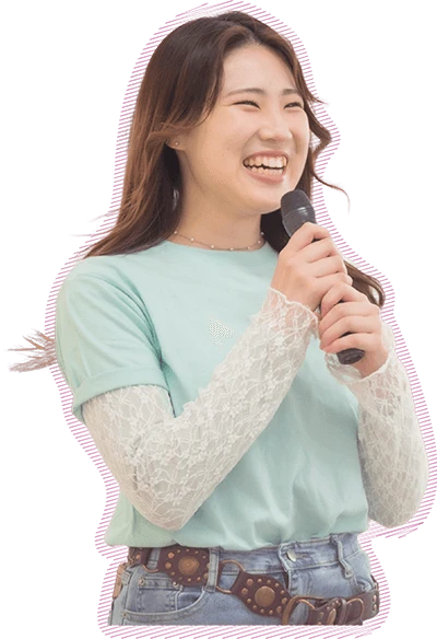 山野美容芸術短期大学オープンキャンパスの案内を担当している在校生