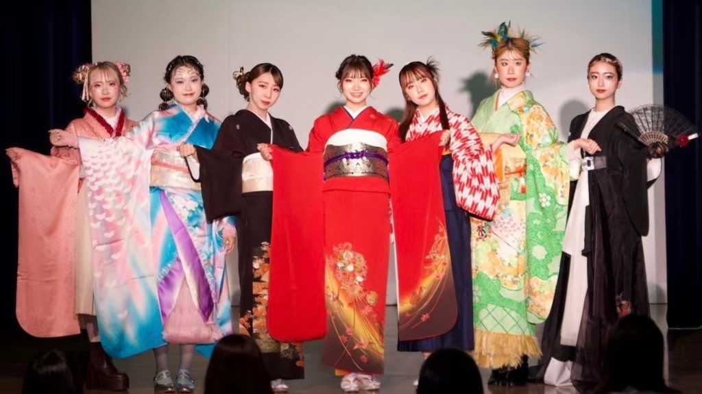 山野美容芸術短期大学 ヘアショー　オープンキャンパス　美容学校　美容師　