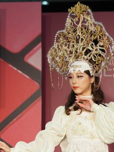2025年10月19日（日）　新宿高島屋　ビューティーEXPO 2025　山野美容芸術短期大学　ヘアショー